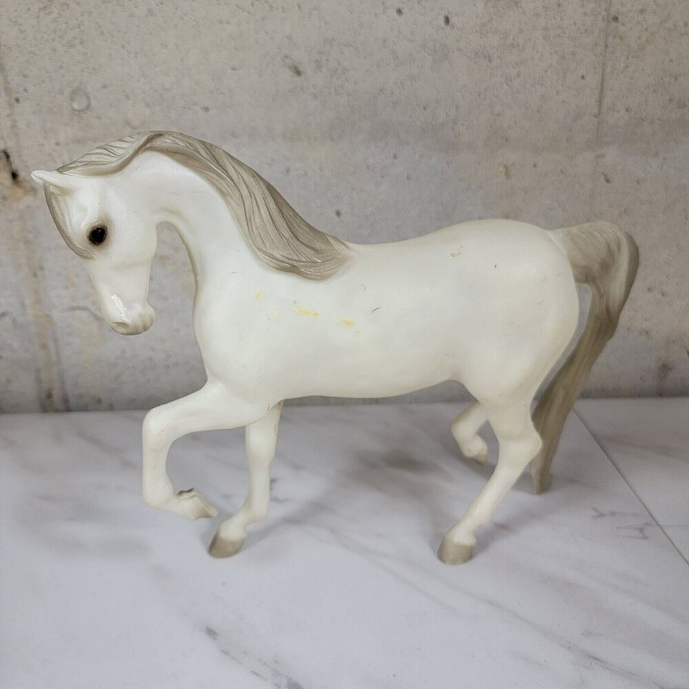 Traditional Breyer Horse. Prancing White Mare. Reeves Intl 1986. 12 x 9‎ - Picture 2 of 8